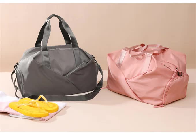 NNEDSZ Pink Stylish Gym Travel Bag with Shoe Compartment, Lightweight and Durable Design